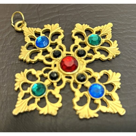 Vintage 80’s Large Gold Tone Maltese Cross Crystal Rhinestone Pendant - Picture 4 of 7